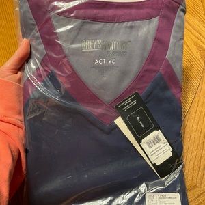 NEW Barco, Grey’s Anatomy Women’s Active Scrub
